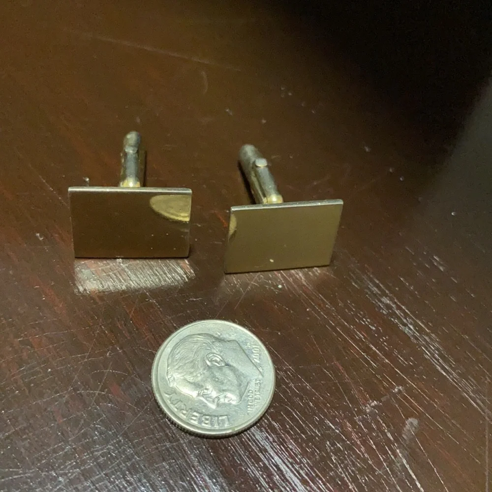 RJ29 Men’s cuff links gold tone Vintage
